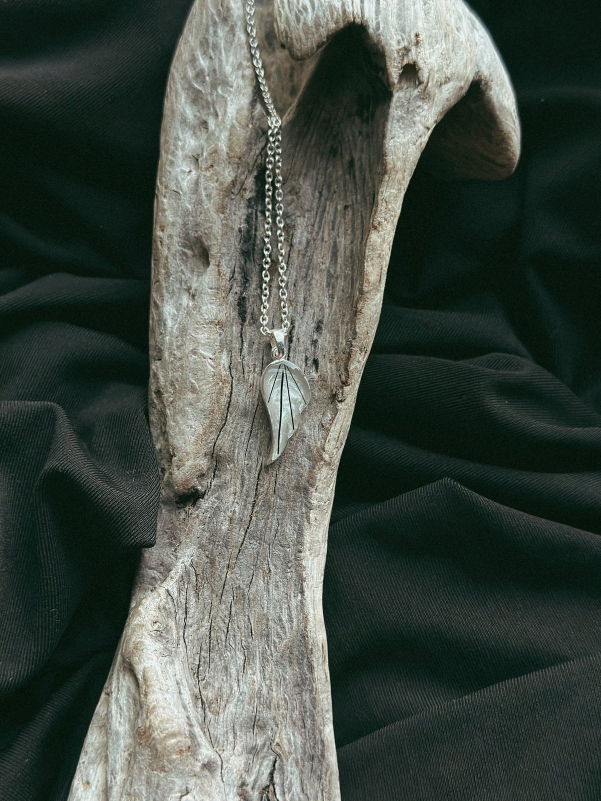 Angel Wing Pet Keepsake/Memorial Pendant - Fallen Whiskers Jewelry