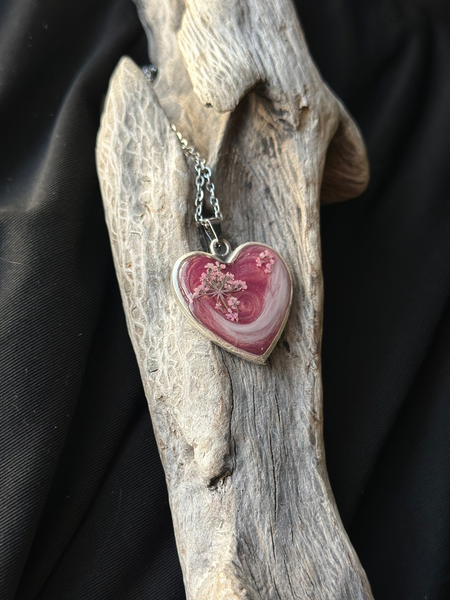 Antique Silver Plated Pet Keepsake/Memorial Pendant - Fallen Whiskers