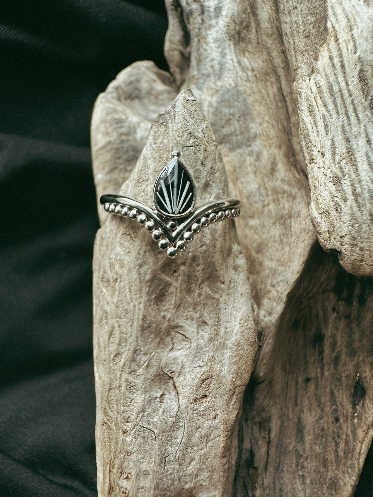 Asteria Keepsake/Memorial Ring - Fallen Whiskers Jewelry