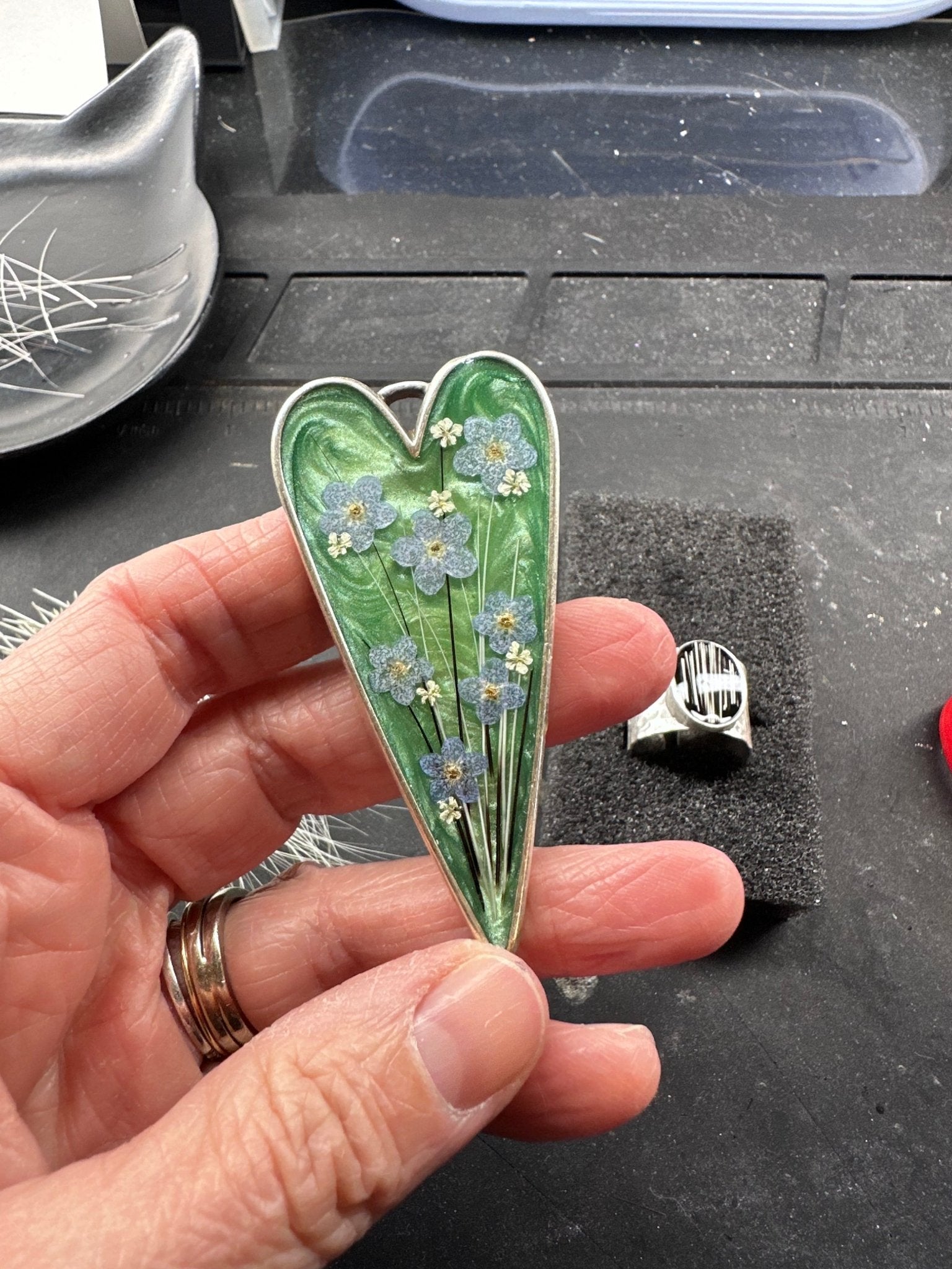 Forever Bouquet Pet Keepsake/Memorial Pendant - Fallen Whiskers