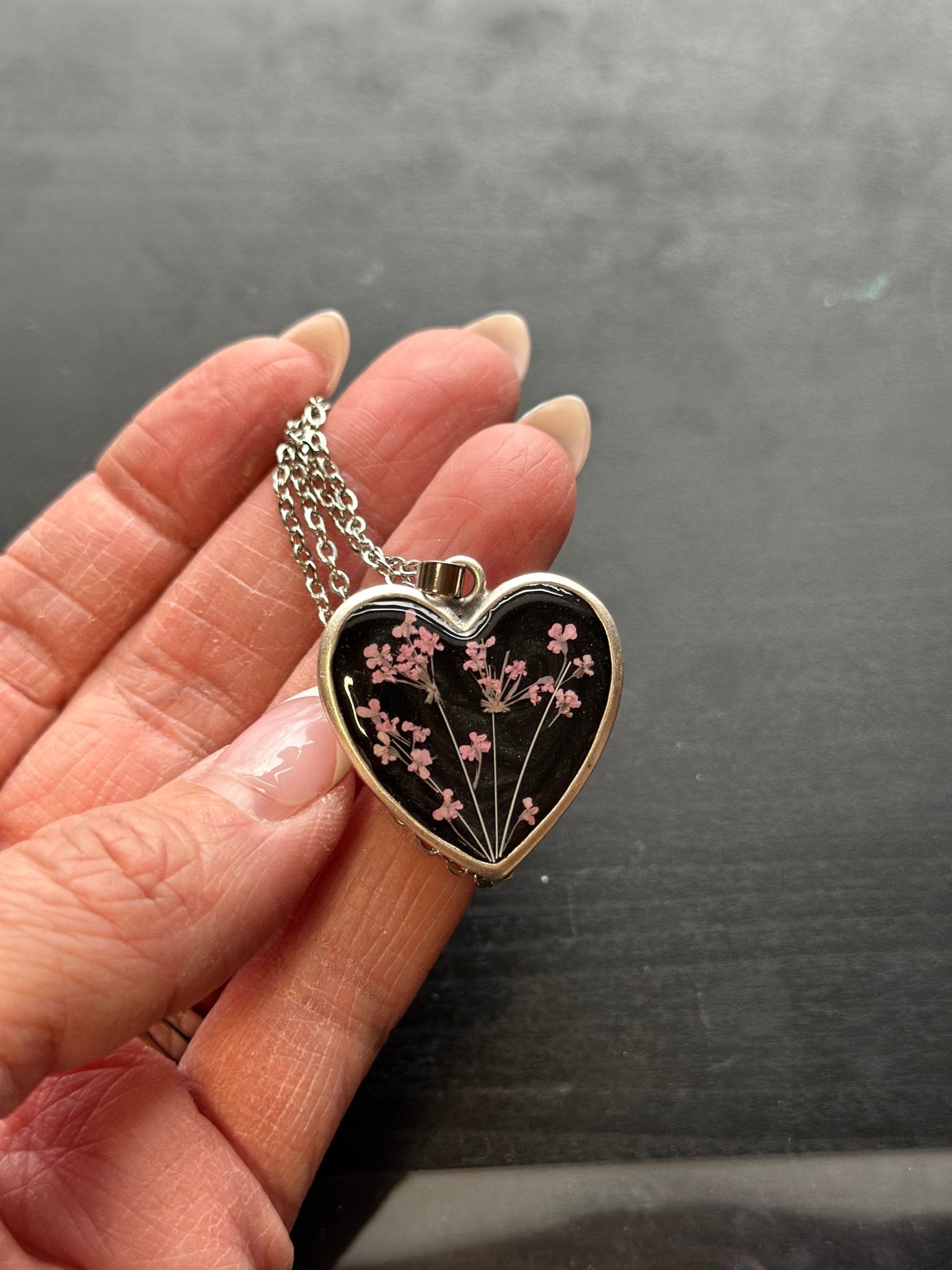 Forever Bouquet Pet Keepsake/Memorial Pendant - Fallen Whiskers