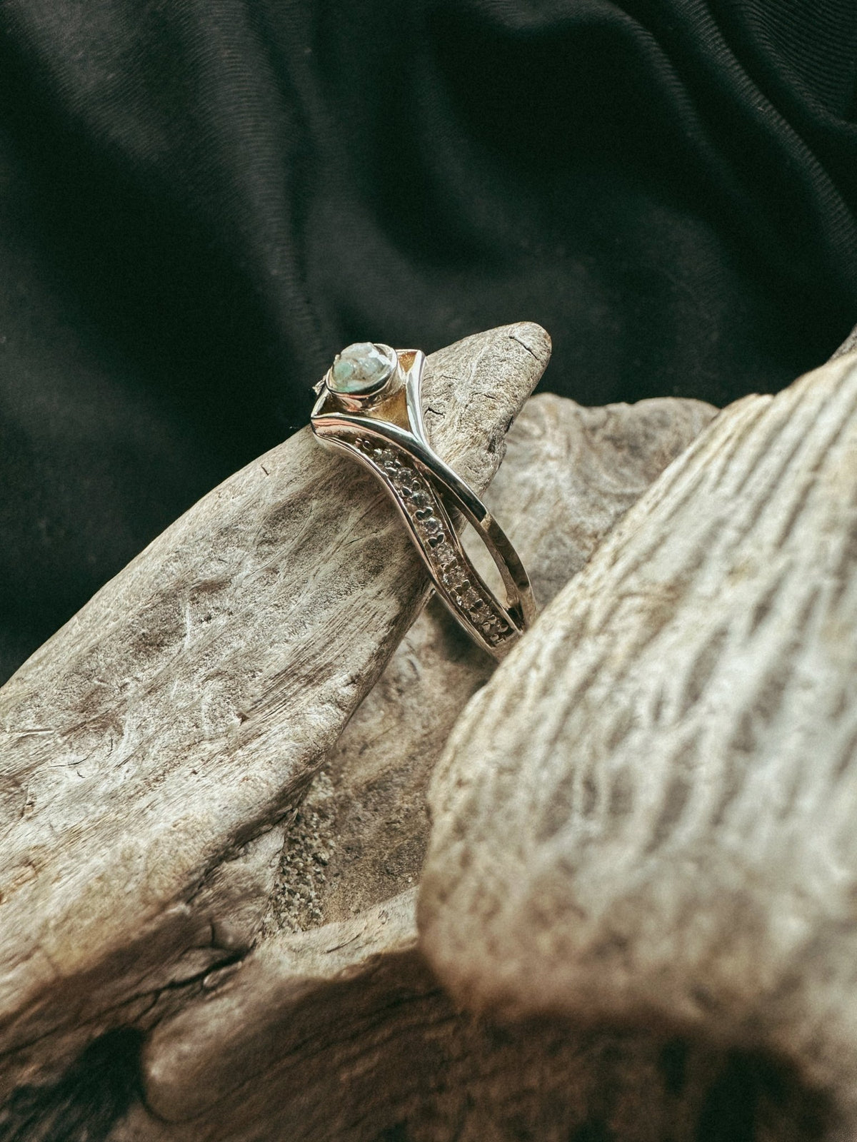 Inverted Wishbone Cremains Pet Memorial Ring - Fallen Whiskers Jewelry