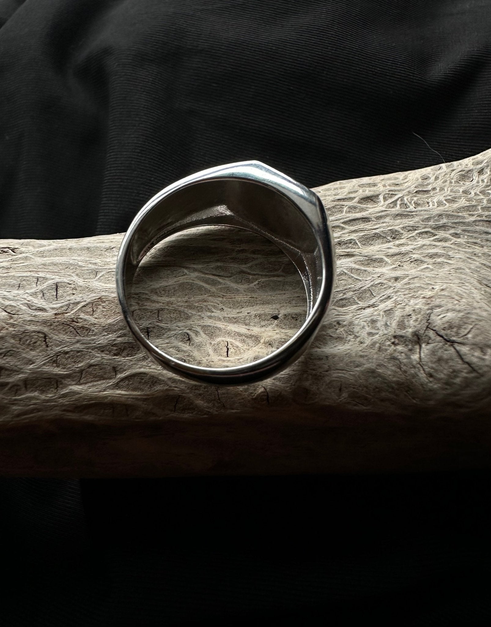 Men's Square Cushion Pet Keepsake/Memorial Ring - Fallen Whiskers