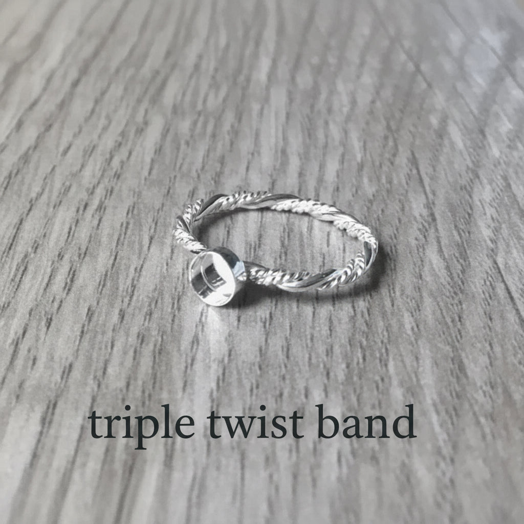 Round Shaped Pet Keepsake/Memorial Ring - Fallen Whiskers