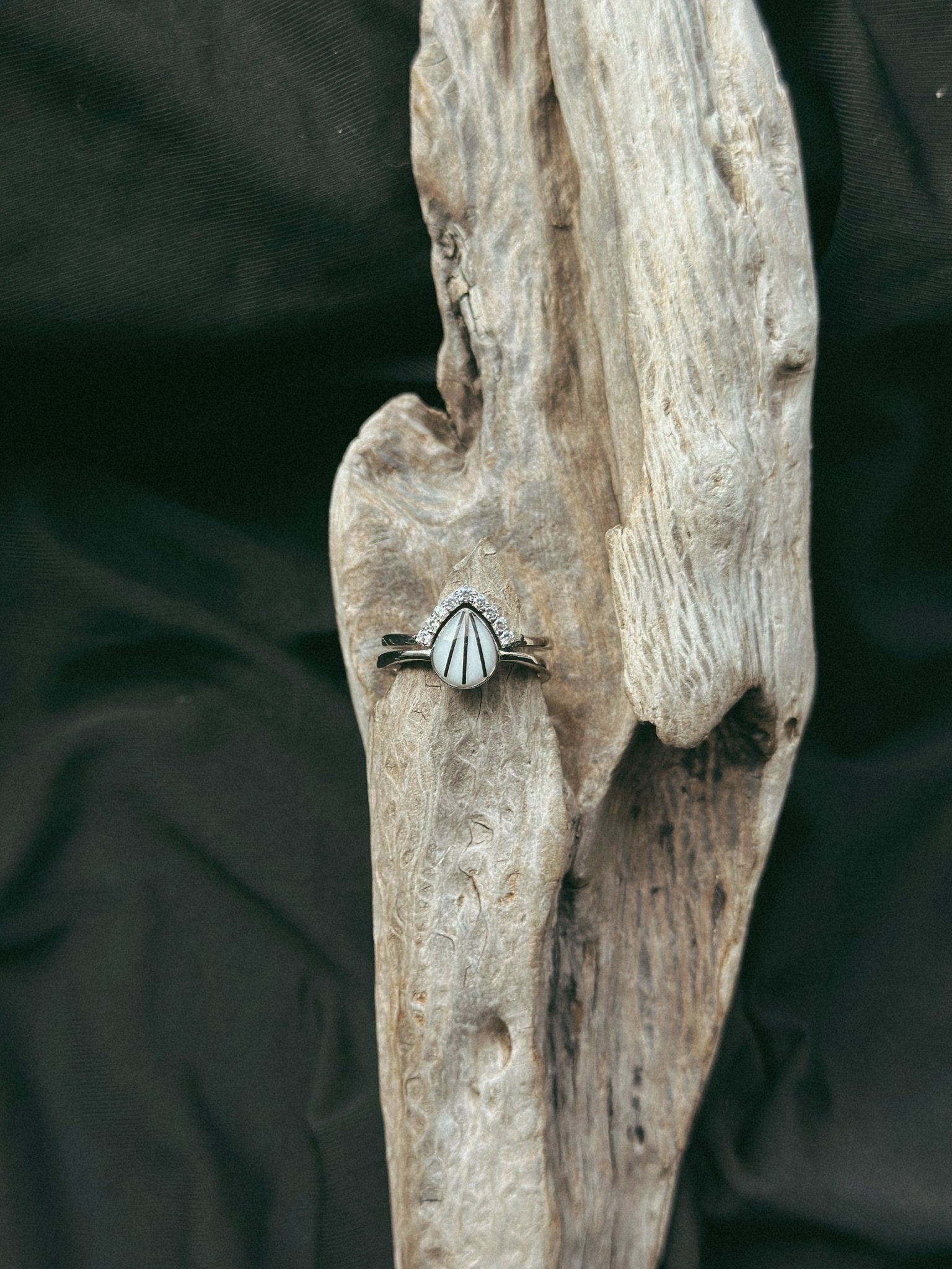Teardrop & Stone Stacker Pet Keepsake/Memorial Ring - Fallen Whiskers