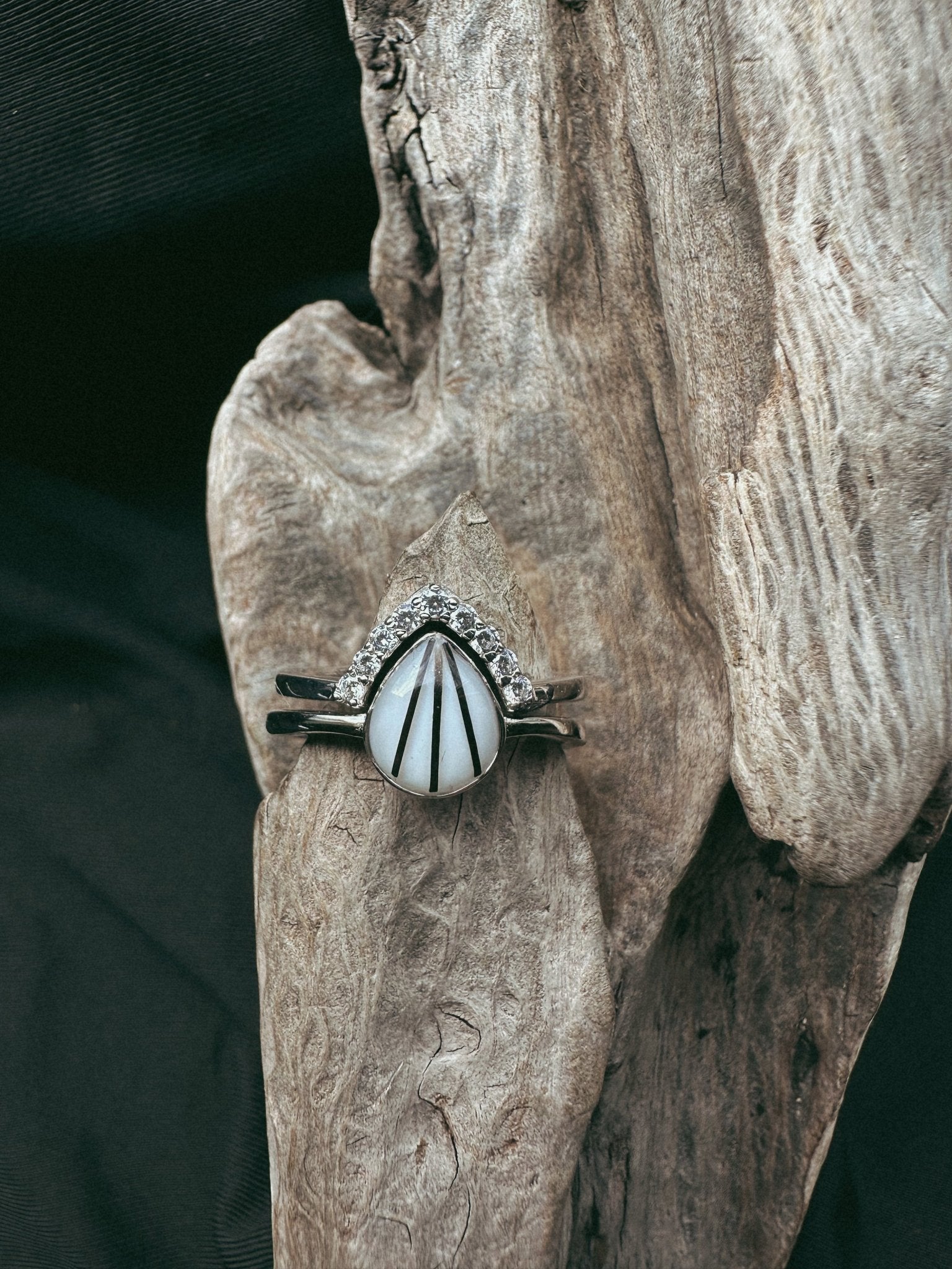 Teardrop & Stone Stacker Pet Keepsake/Memorial Ring - Fallen Whiskers