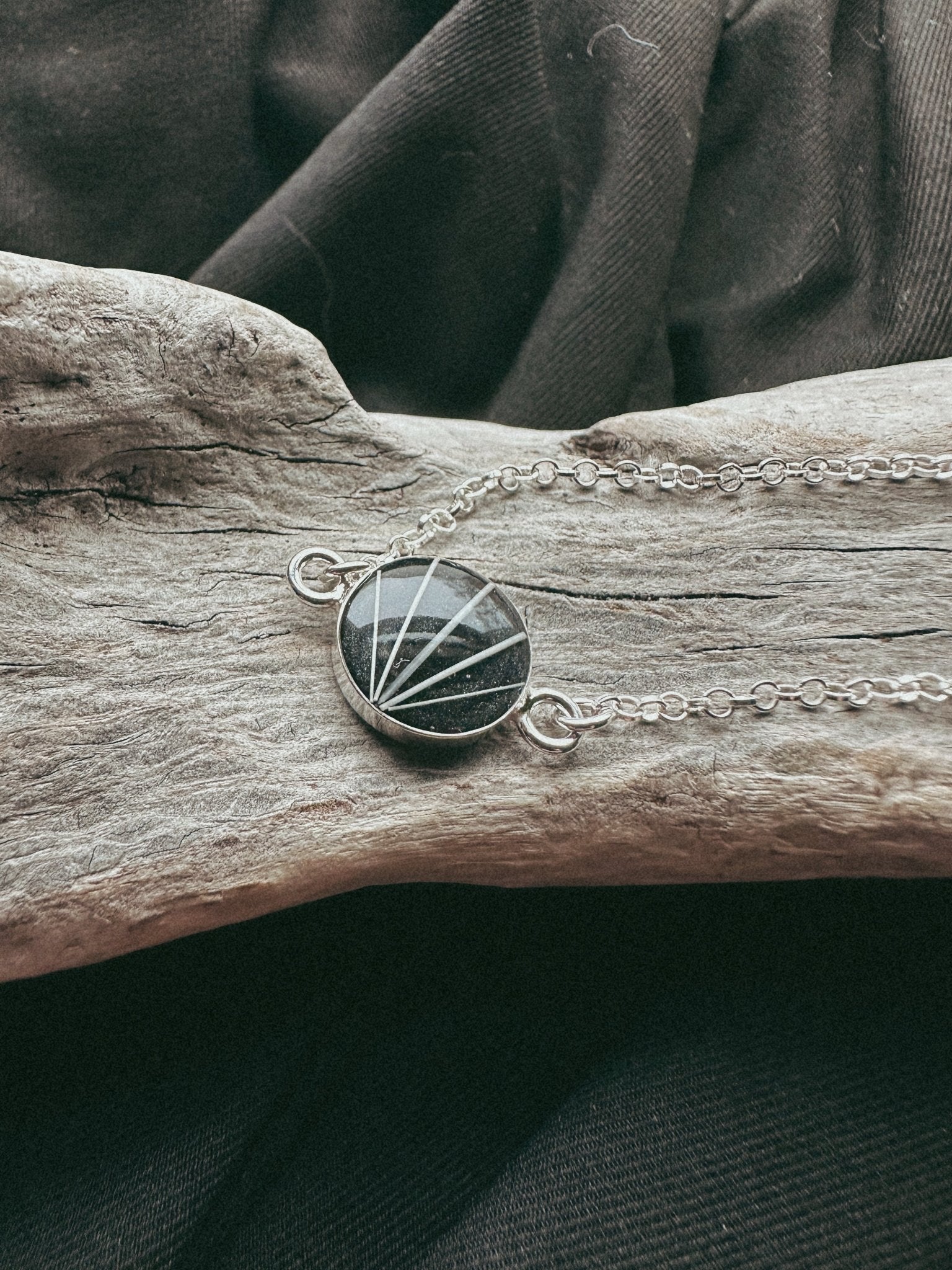 Whisker Sunburst Pet Keepsake/Memorial Bracelet - Fallen Whiskers