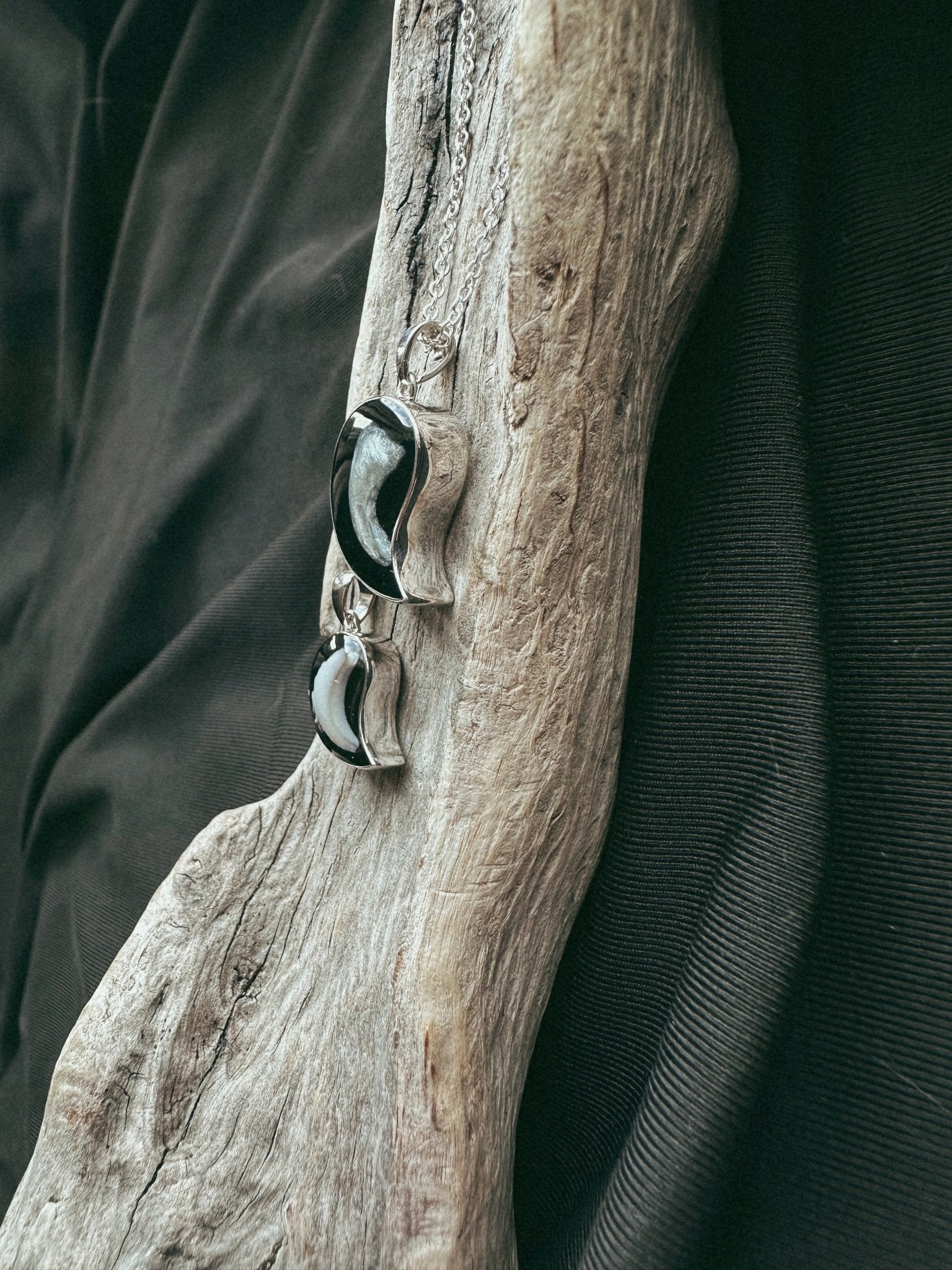 Claw Sheath Pet Keepsake/Memorial Pendant - Fallen Whiskers