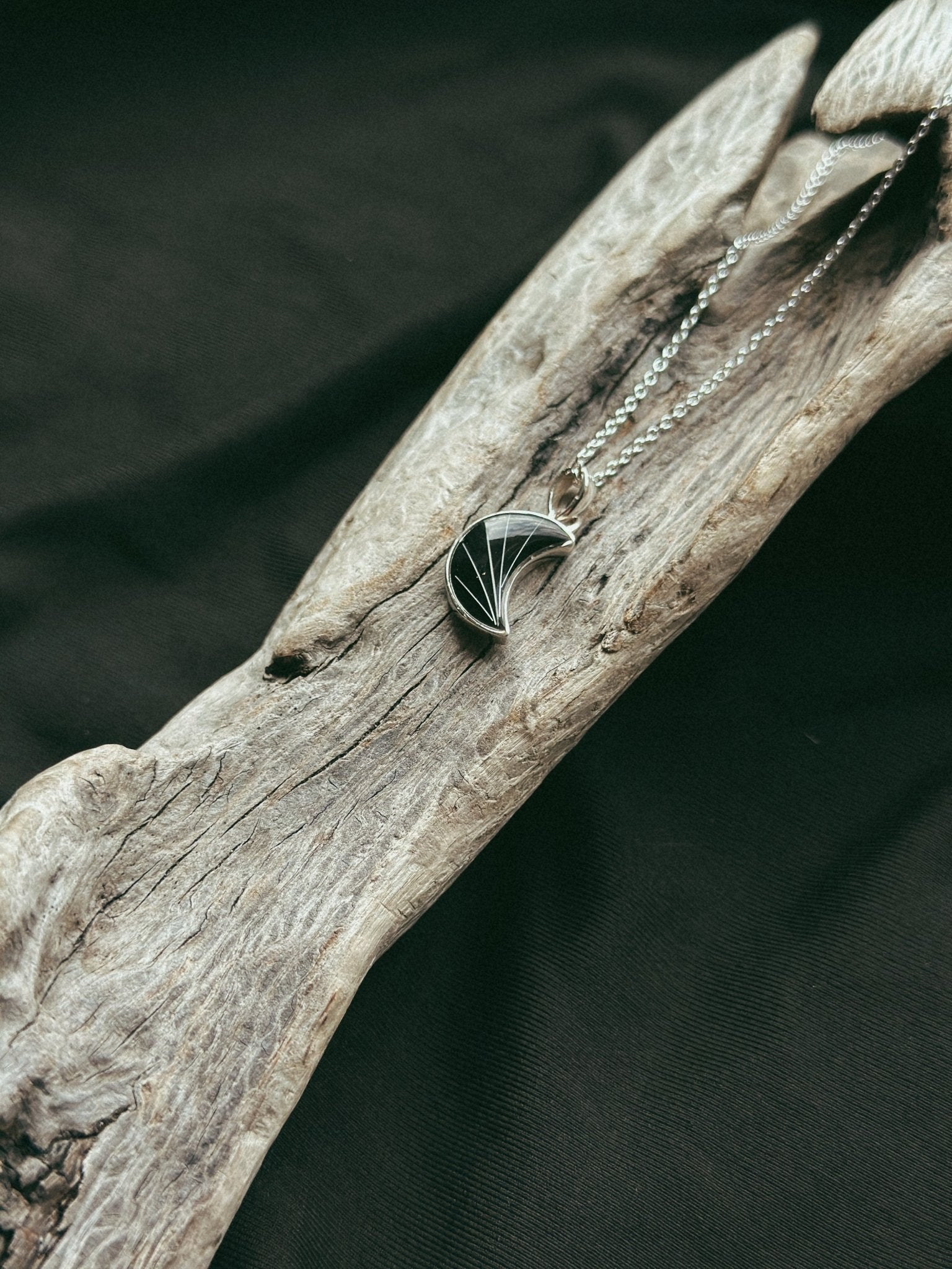 Crescent Moon Pet Keepsake/Memorial Pendant - Fallen Whiskers