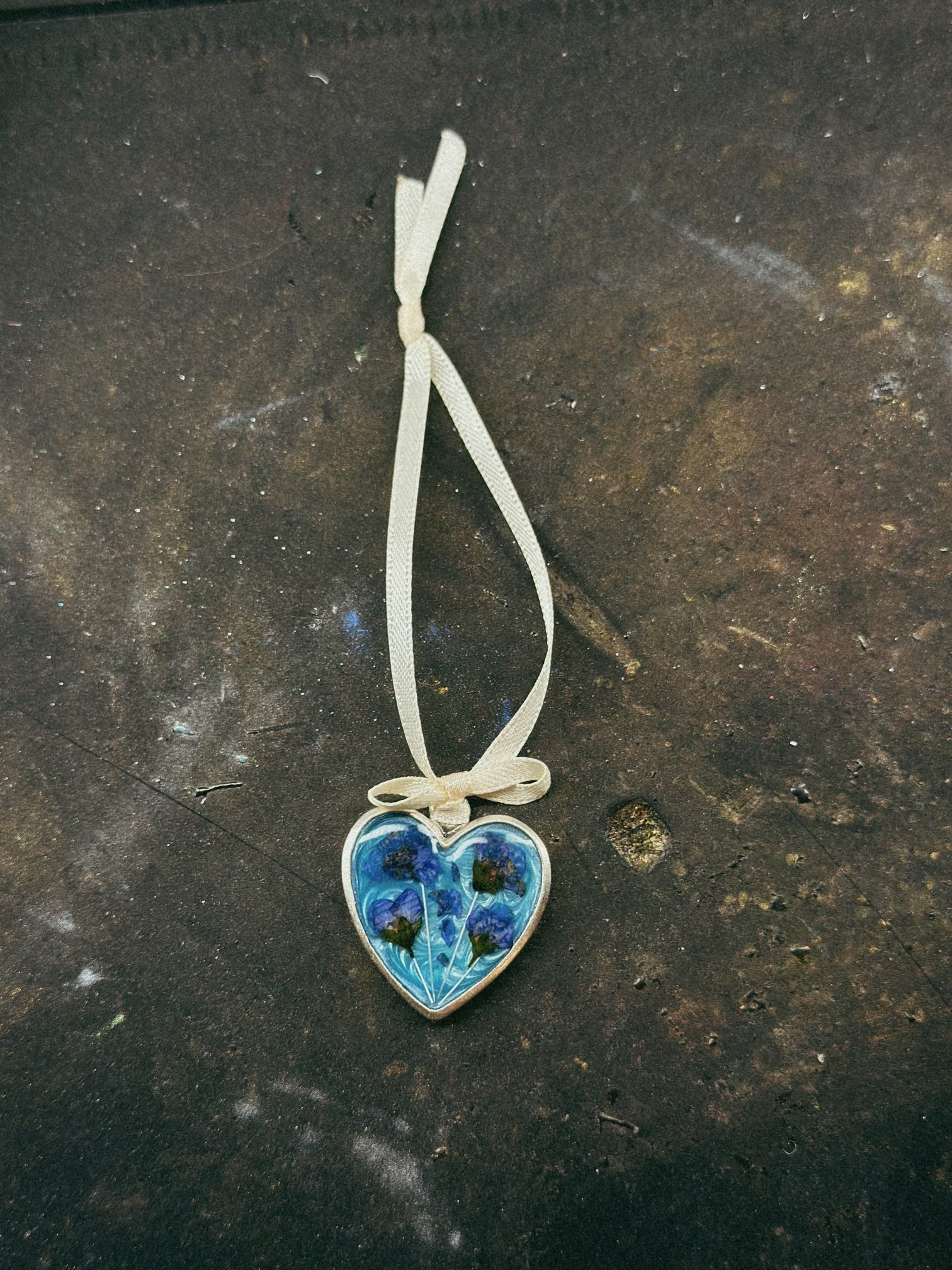 Forever Bouquet Pet Keepsake/Memorial Ornament - Fallen Whiskers