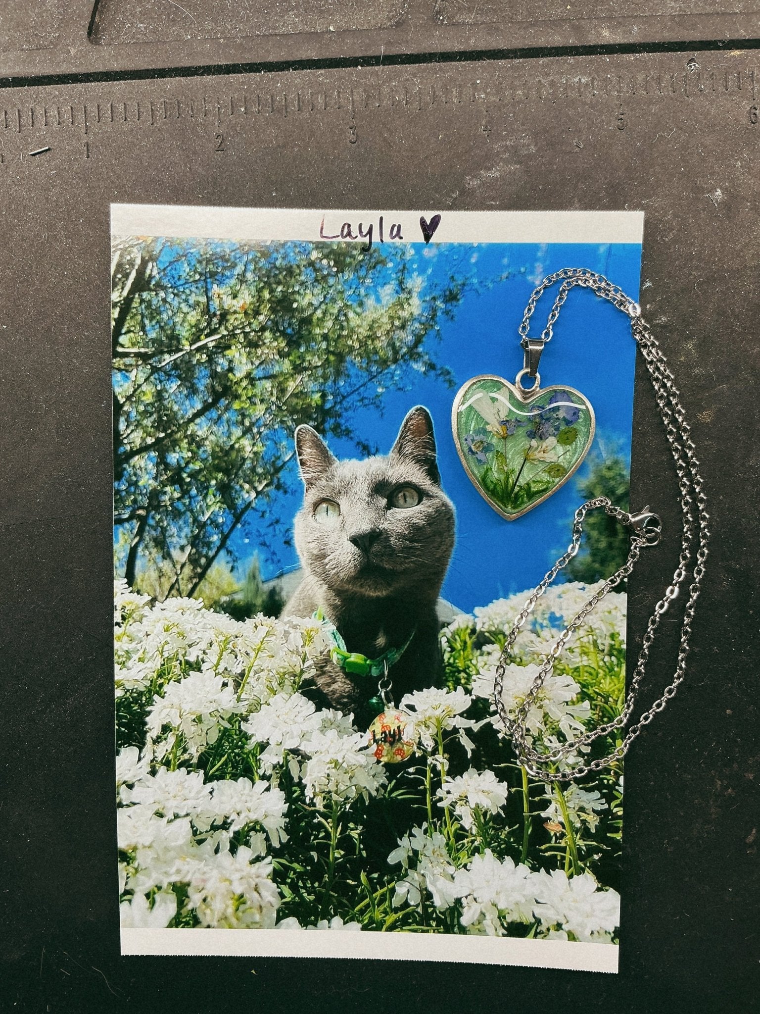 Forever Bouquet Pet Keepsake/Memorial Pendant - Fallen Whiskers