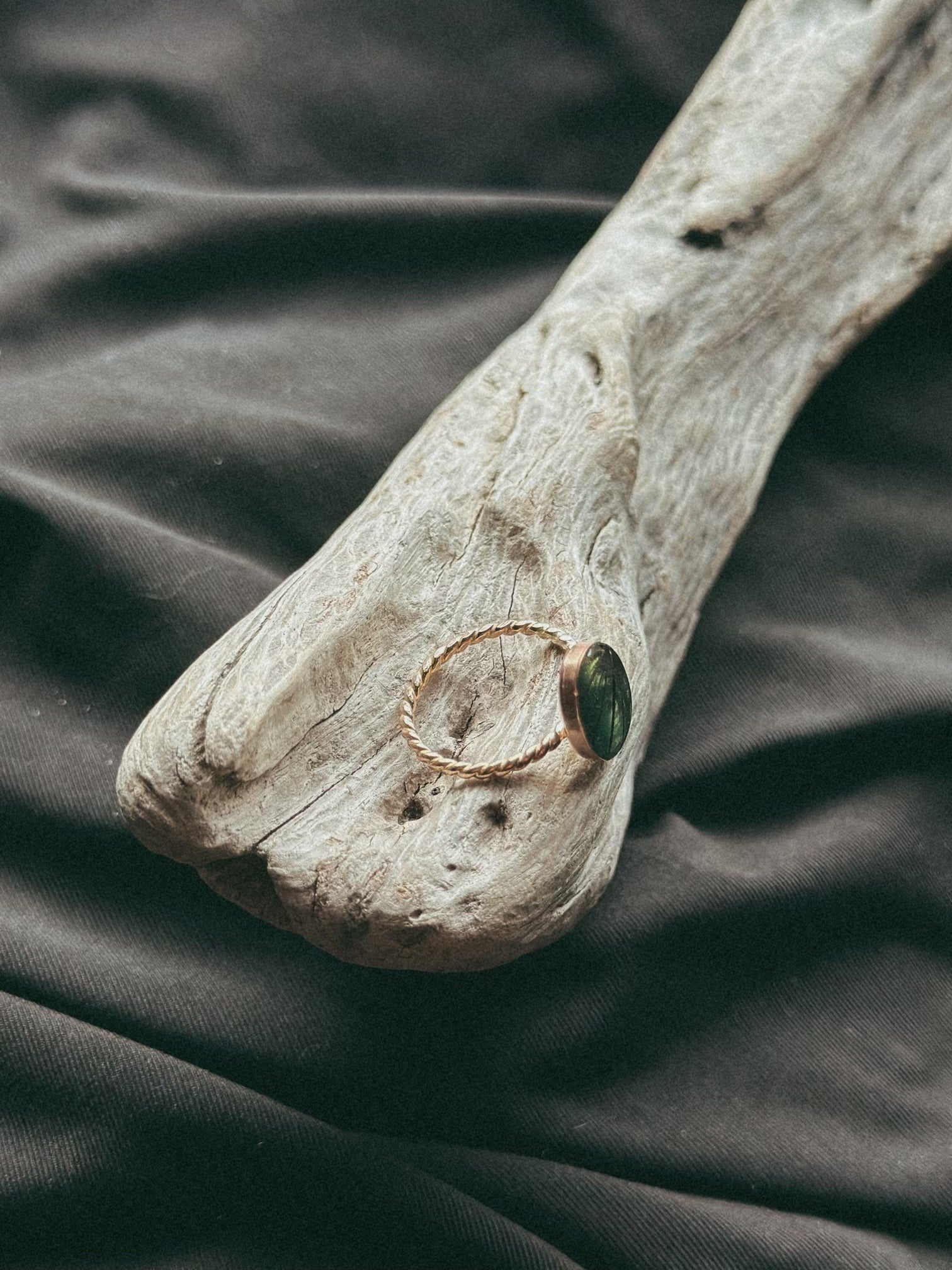 Gold Filled Oval Single Twisted Band Pet Keepsake/Memorial Ring - Fallen Whiskers