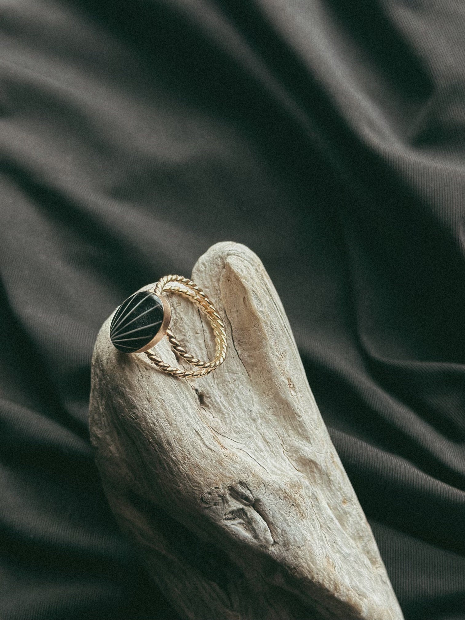 Gold Filled Oval Twisted Double Banded Pet Keepsake/Memorial Ring - Fallen Whiskers