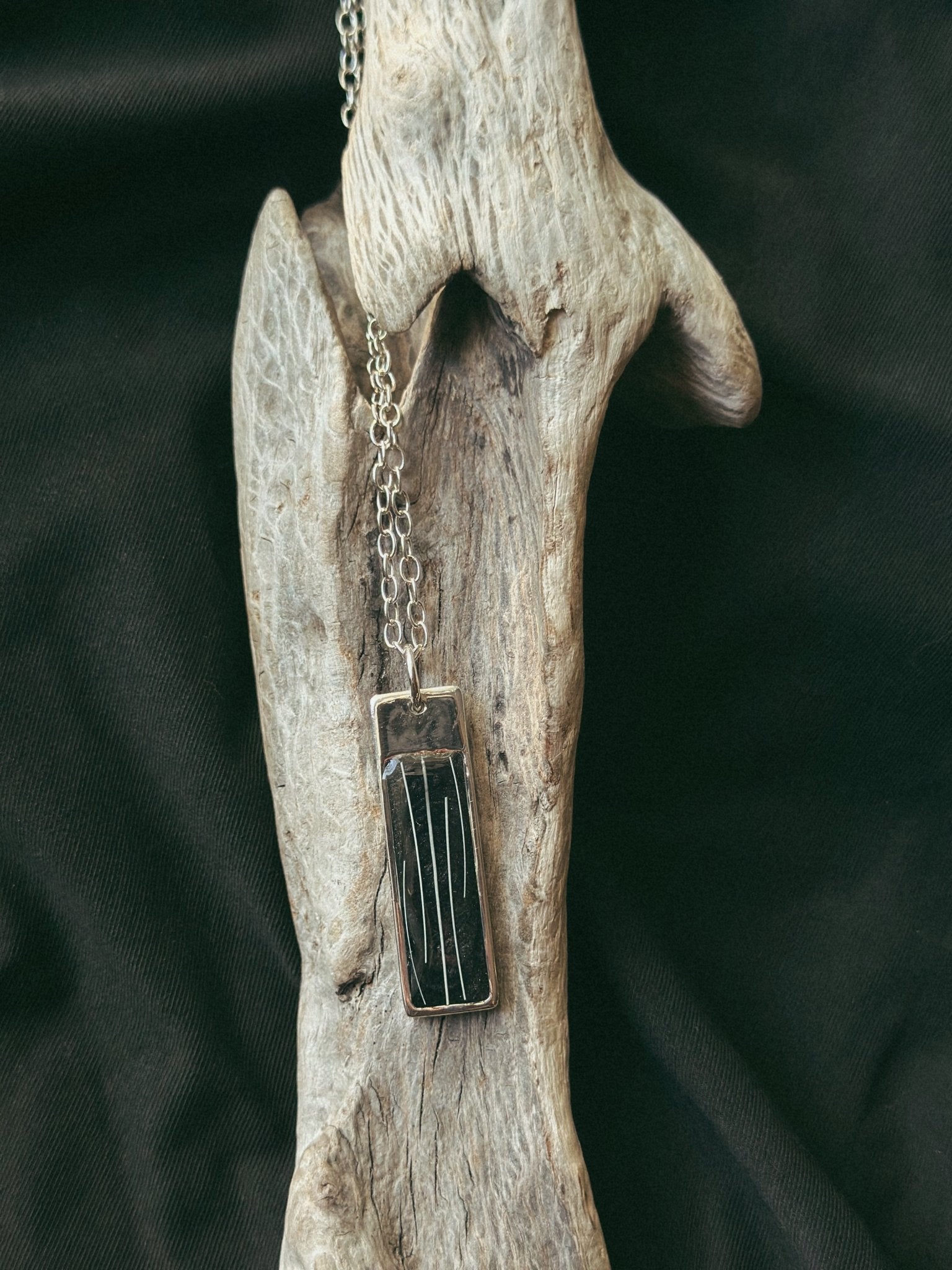 Oblong Bar Pet Keepsake/Memorial Pendant - Fallen Whiskers