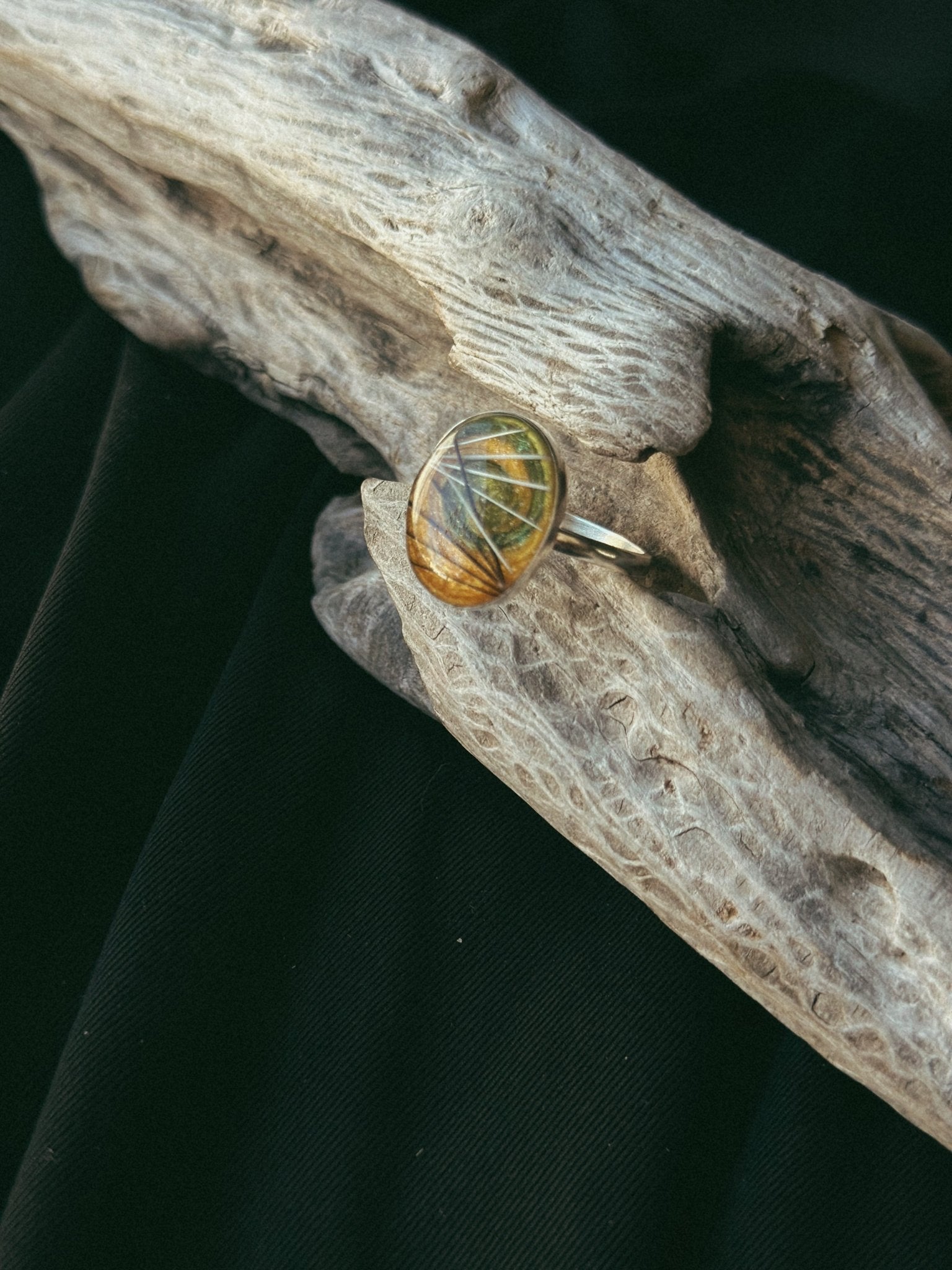 Oval Shaped Pet Keepsake/Memorial Ring - Fallen Whiskers