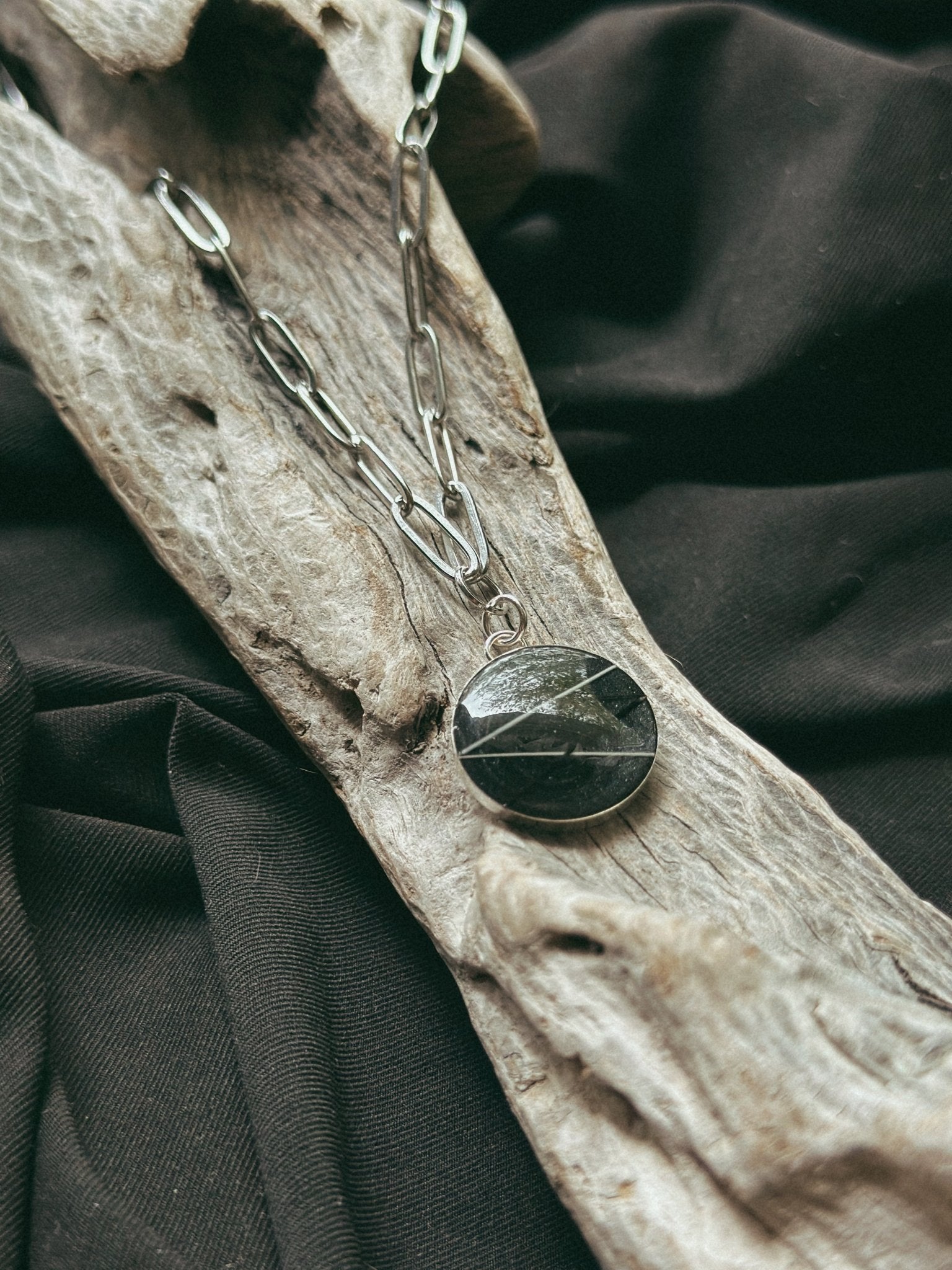 Paperclip & Round Pet Keepsake/Memorial Pendant - Fallen Whiskers