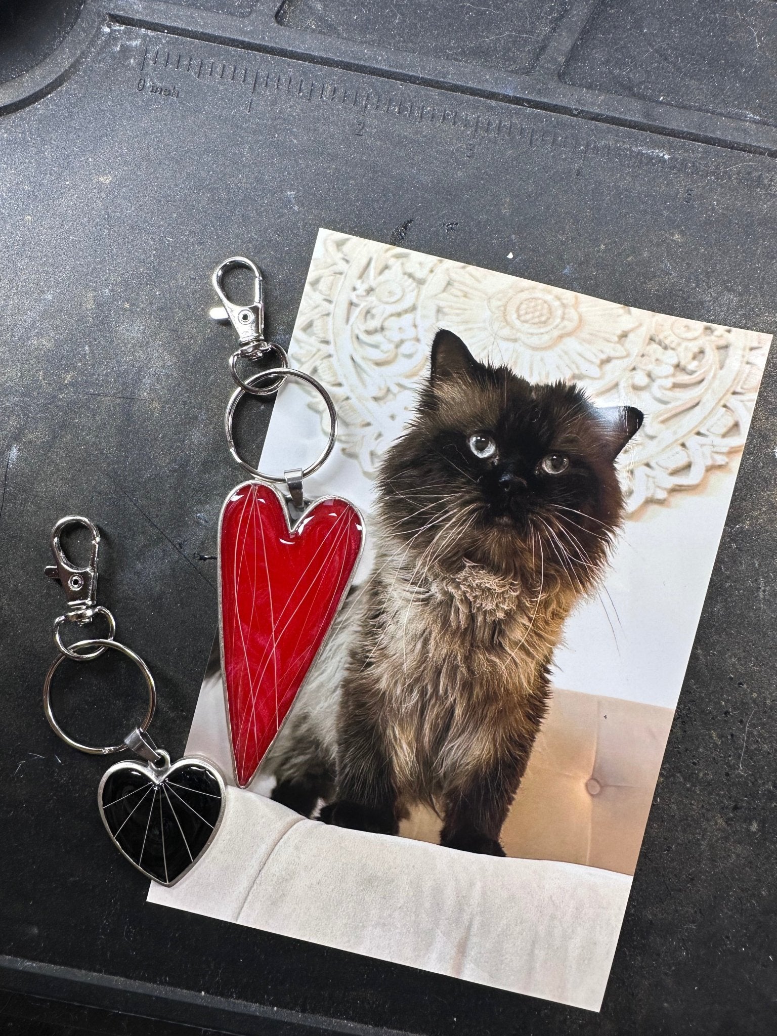 Pet Keepsake/Memorial Keychain - Fallen Whiskers