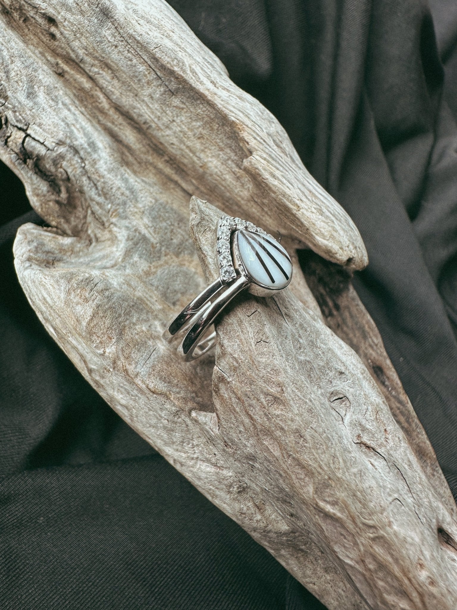 Teardrop & Stone Stacker Pet Keepsake/Memorial Ring - Fallen Whiskers